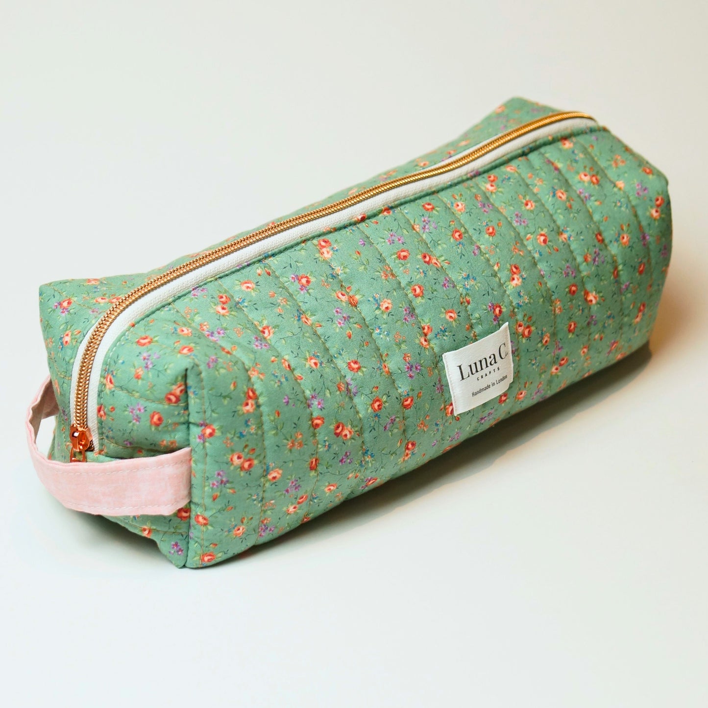 Light Sage Green Floral Pattern Hair Tool Travel Bag – Fits Dyson Airwrap