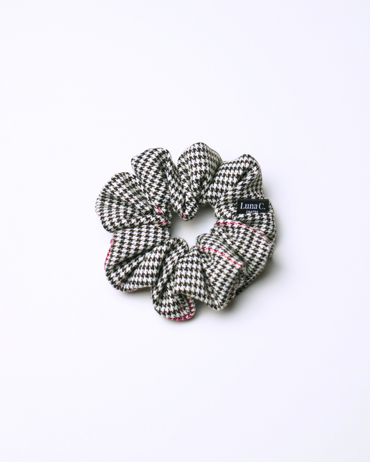 Black and White with Tiny Pink Stripe Houndstooth Regular Size Scrunchie