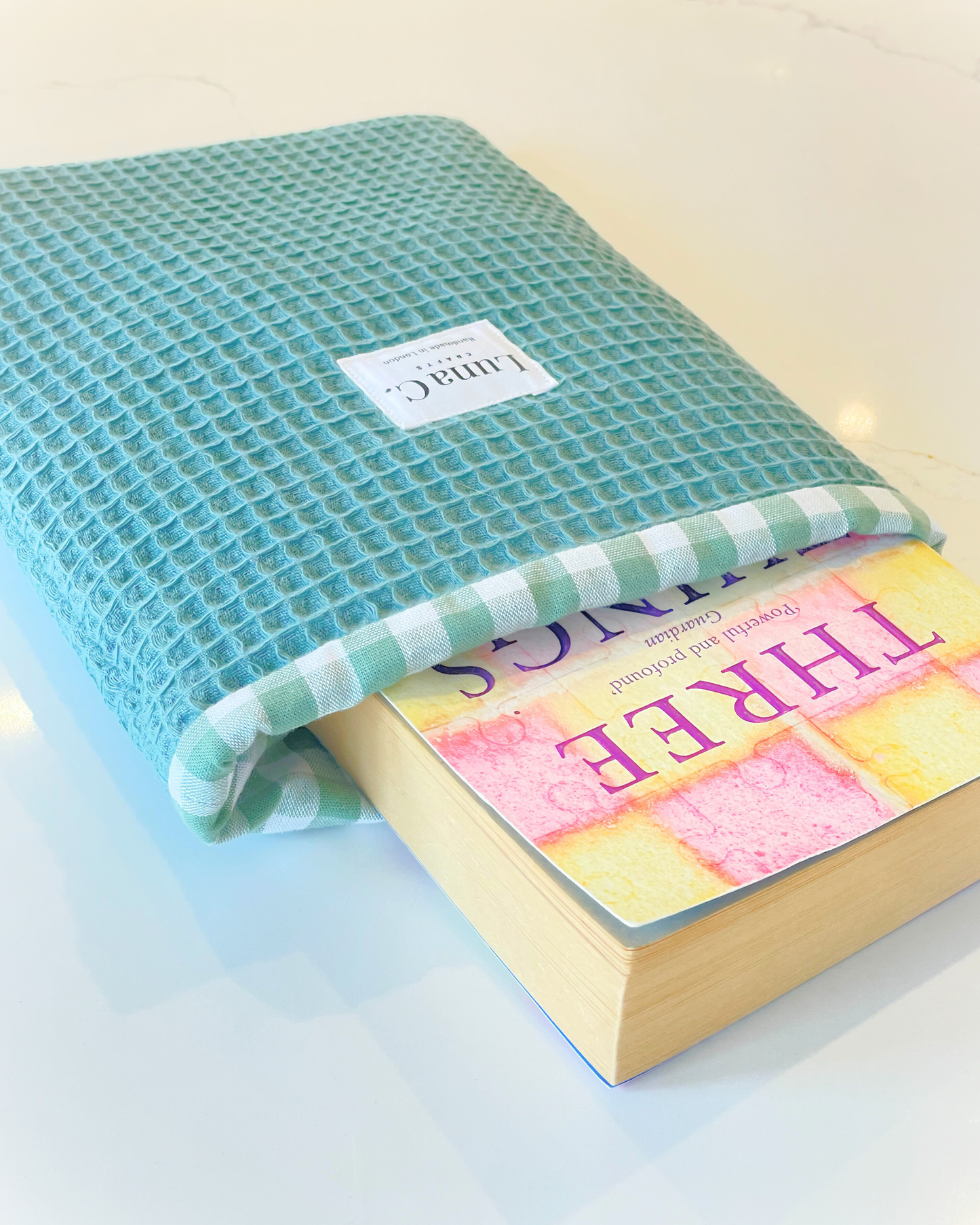 Light Green Waffle Fabric Gingham Slip On Book Sleeve