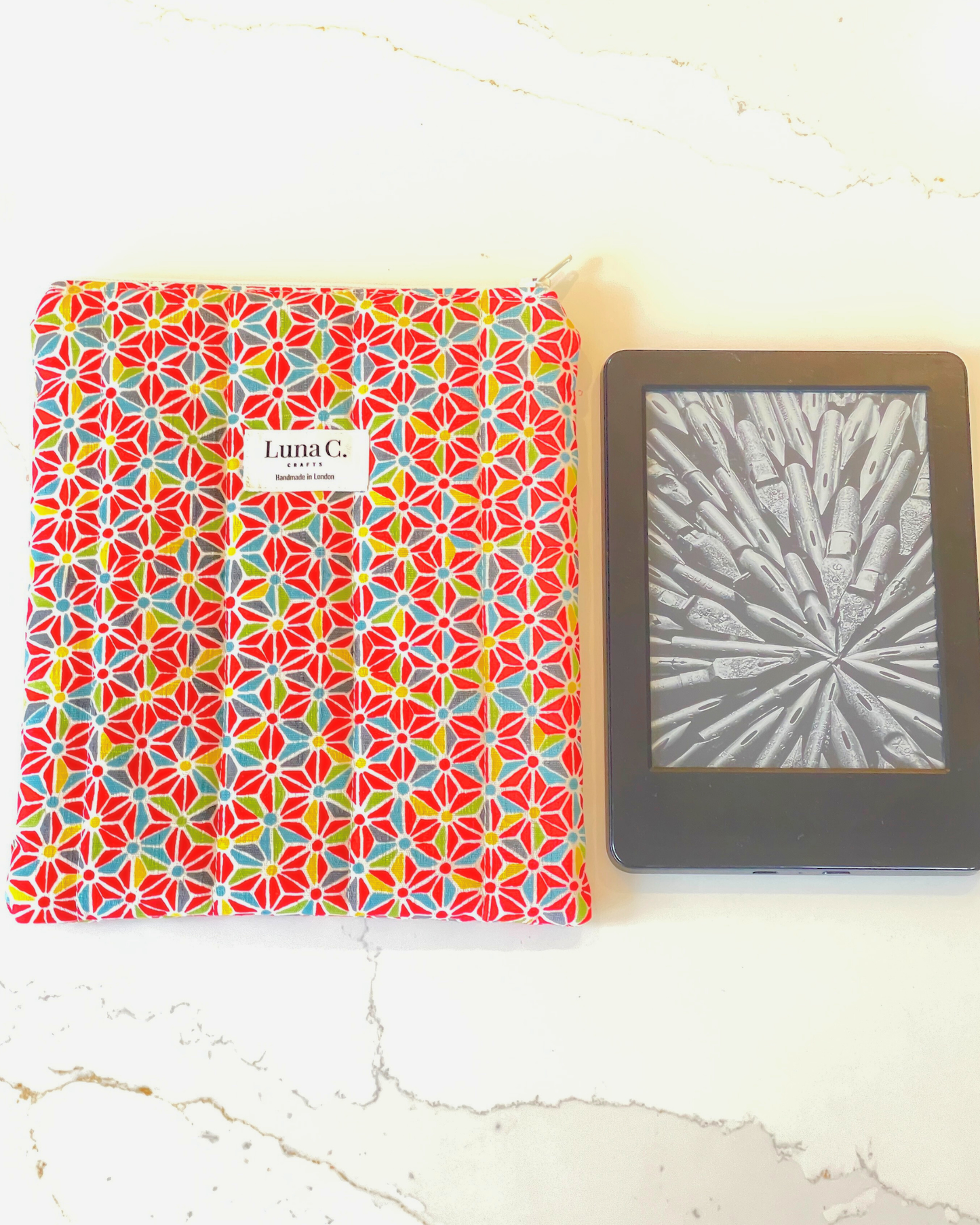 Red Asanoha Light Blue Gingham Zippered Kindle Sleeve