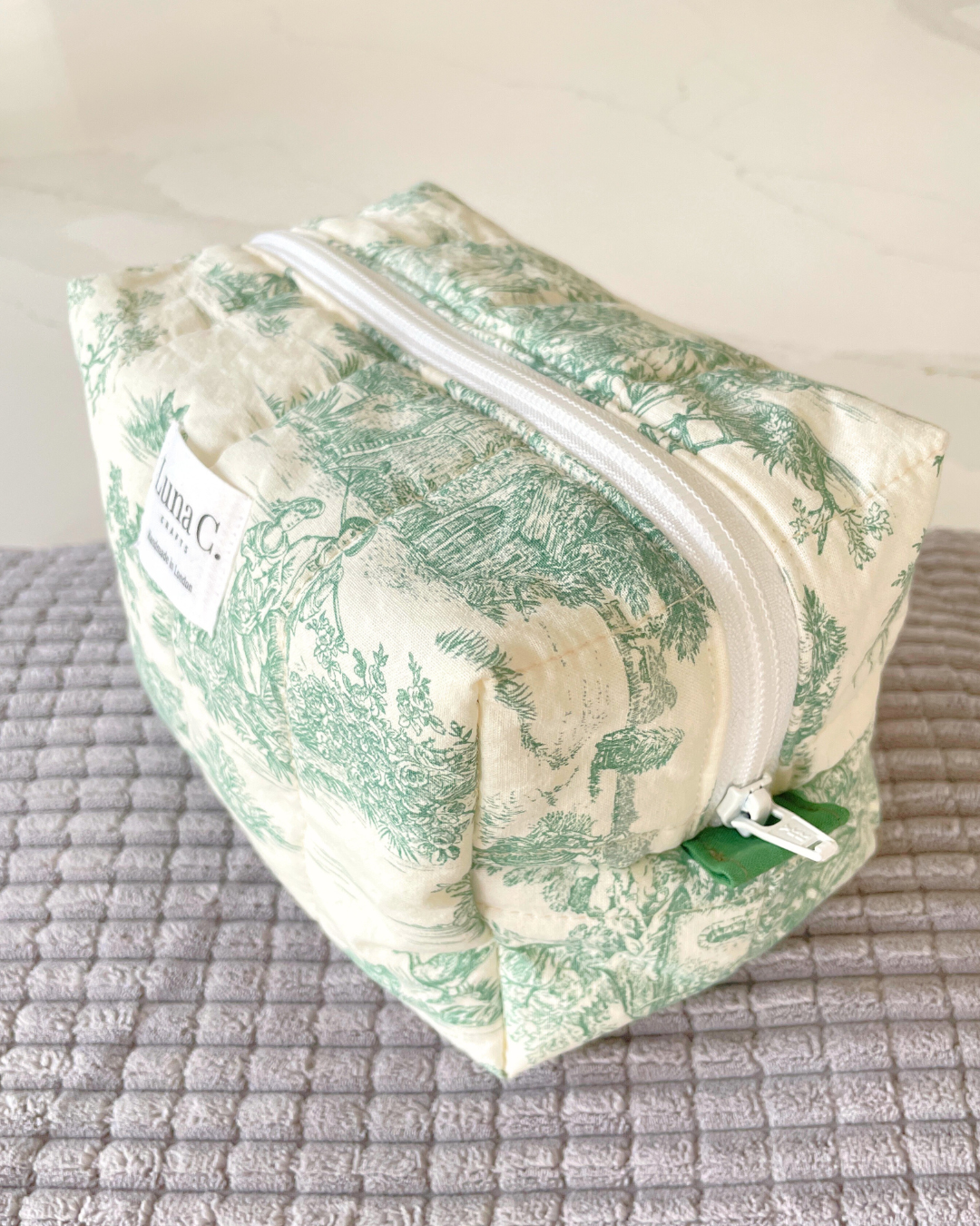Makeup Bag in Toile de Jouy Green - Large Size