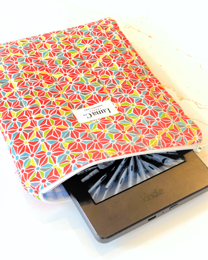 Red Asanoha Light Blue Gingham Zippered Kindle Sleeve