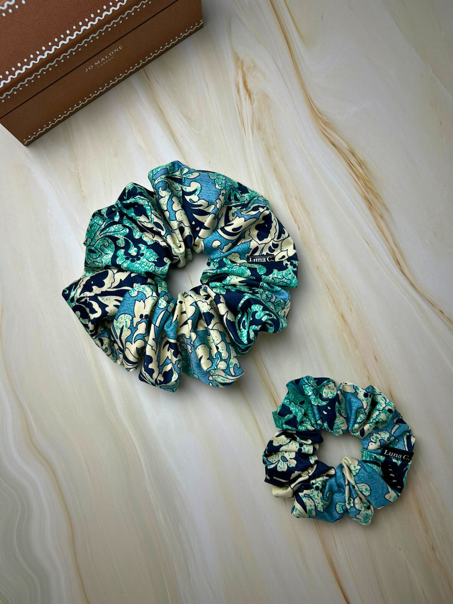 Blue Elegant Floral Print Scrunchie