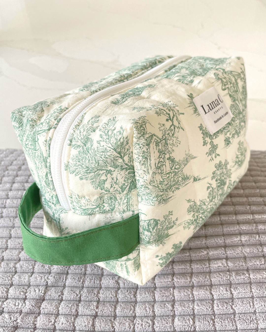 Makeup Bag in Toile de Jouy Green - Large Size